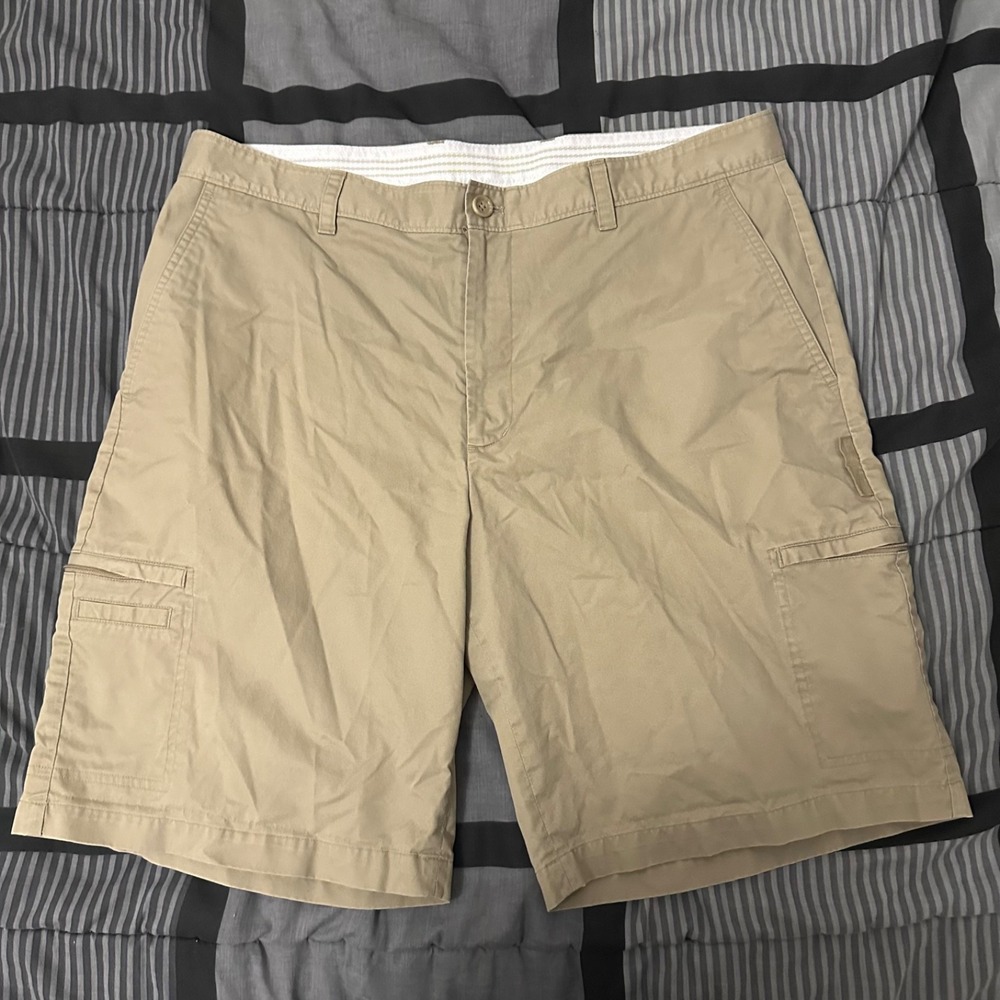 Greg Norman Shorts Mens Size 38